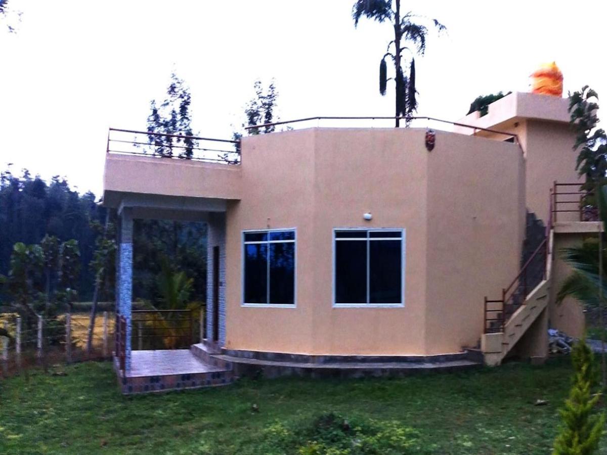 Cs County Resort Sakleshpur Buitenkant foto