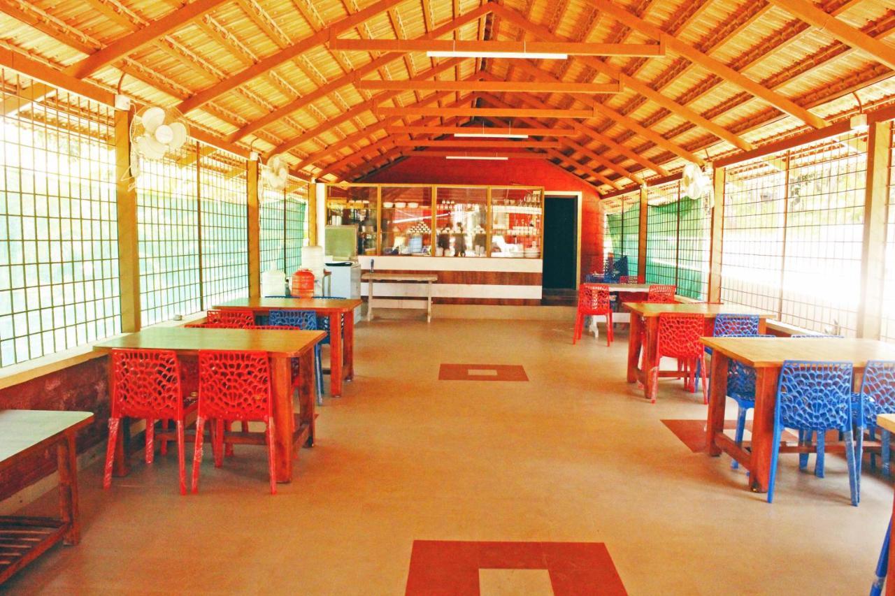 Cs County Resort Sakleshpur Buitenkant foto