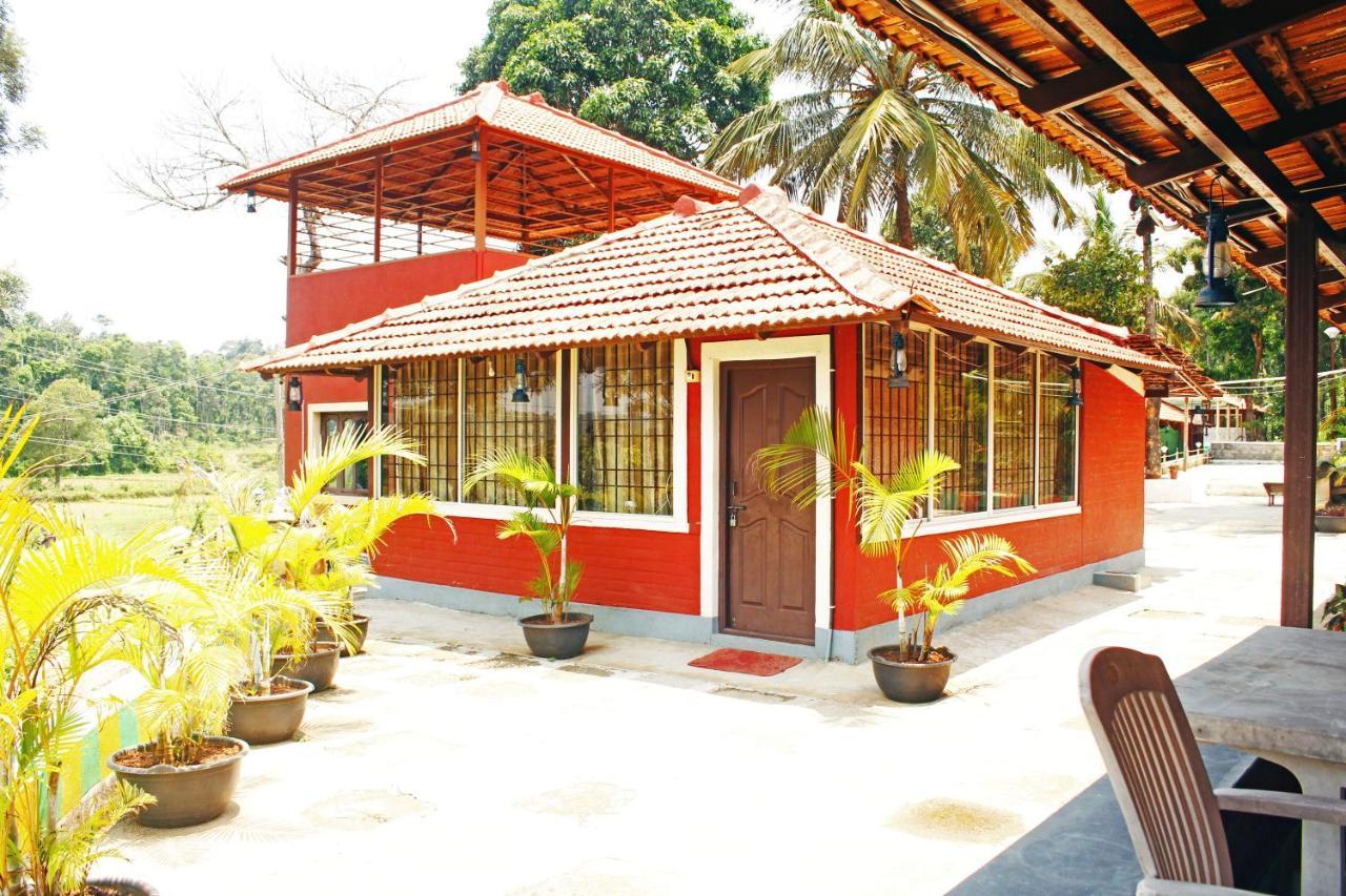 Cs County Resort Sakleshpur Buitenkant foto