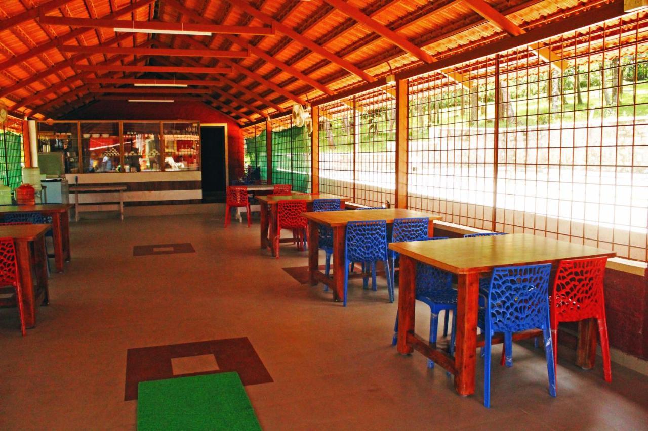 Cs County Resort Sakleshpur Buitenkant foto
