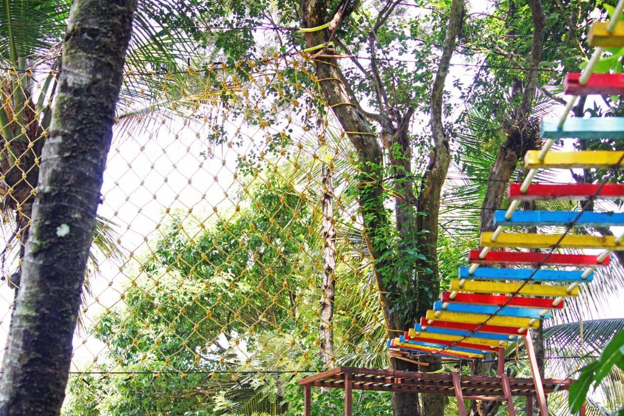 Cs County Resort Sakleshpur Buitenkant foto