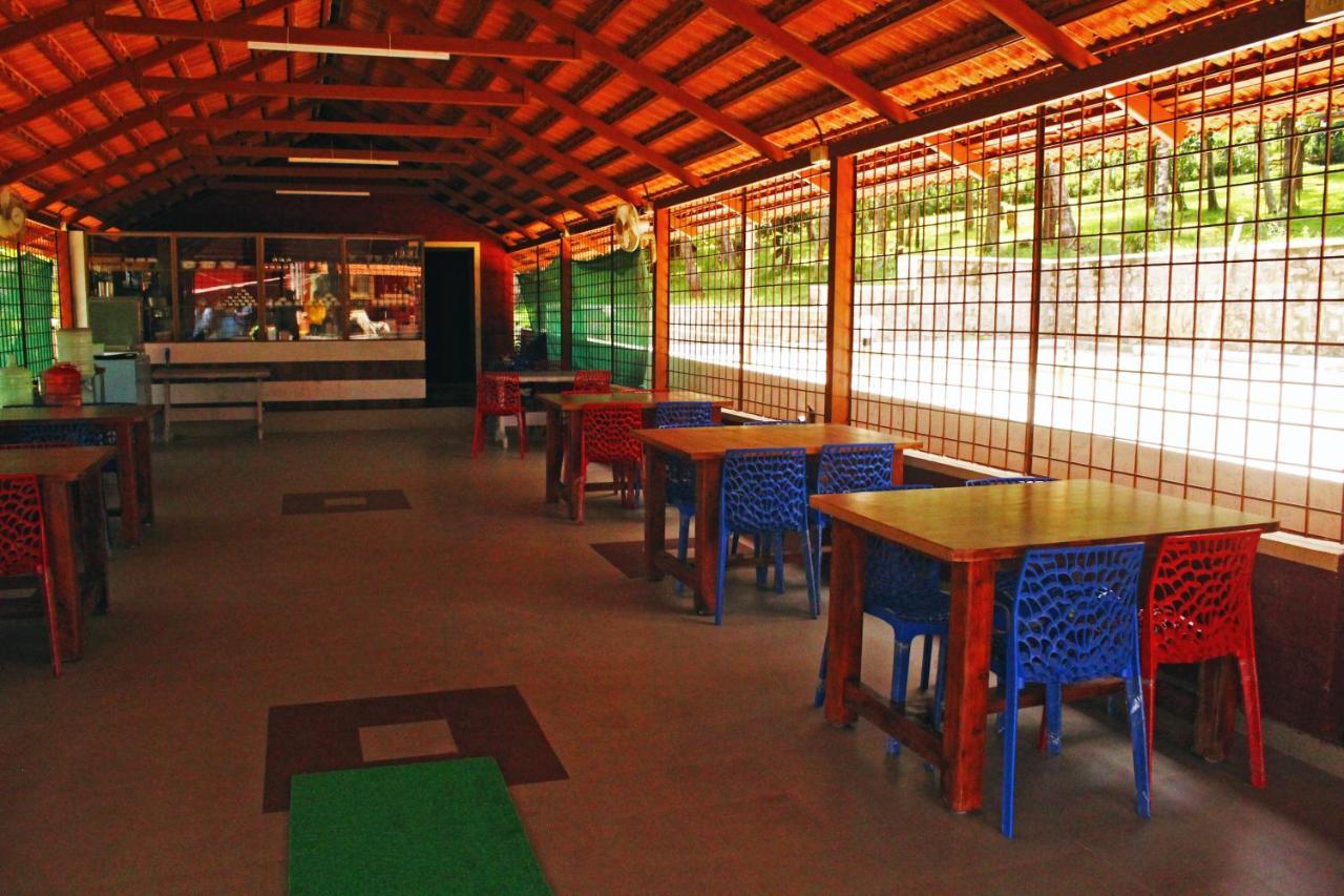 Cs County Resort Sakleshpur Buitenkant foto