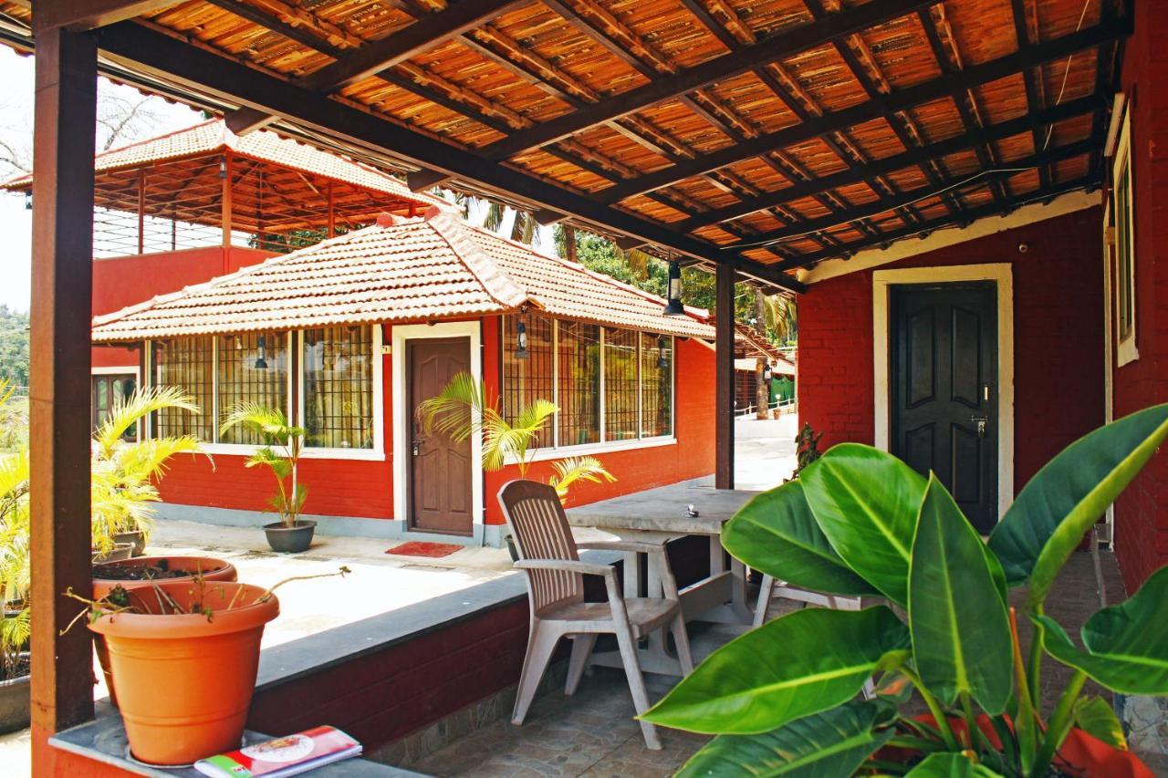 Cs County Resort Sakleshpur Buitenkant foto