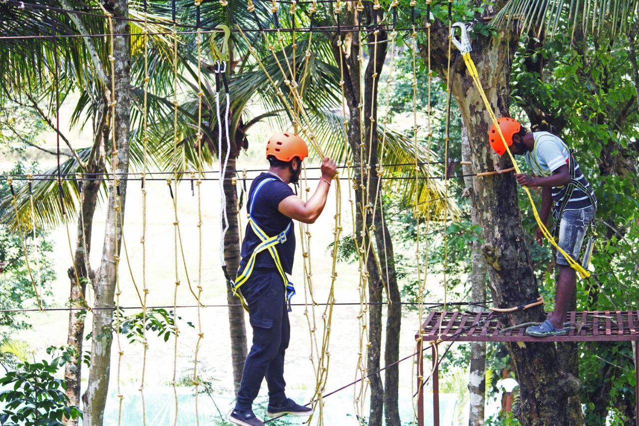 Cs County Resort Sakleshpur Buitenkant foto